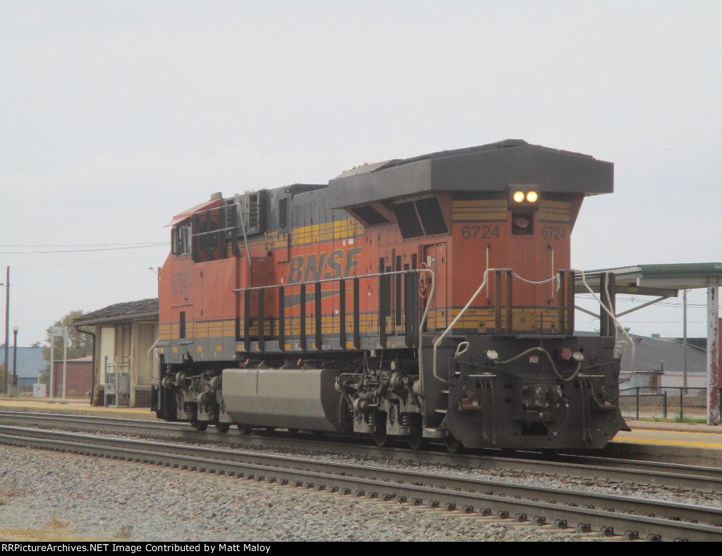 BNSF 6724